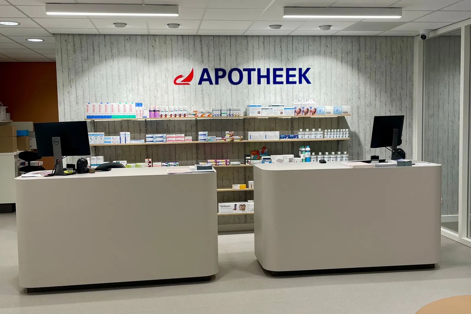 Apotheek J. van den Berg - full